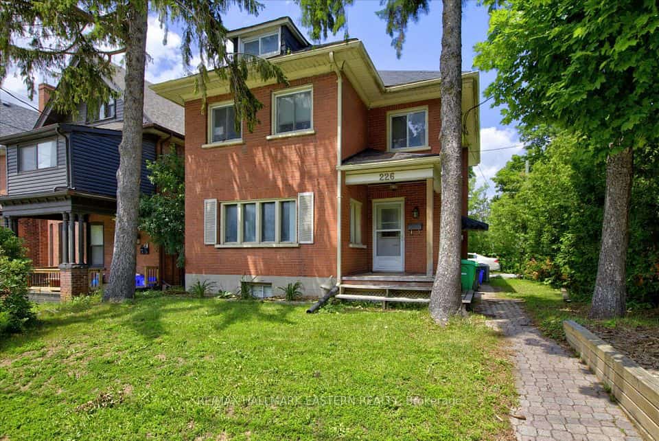 226 Mcdonnel Street, Peterborough, ON K9H 2V9