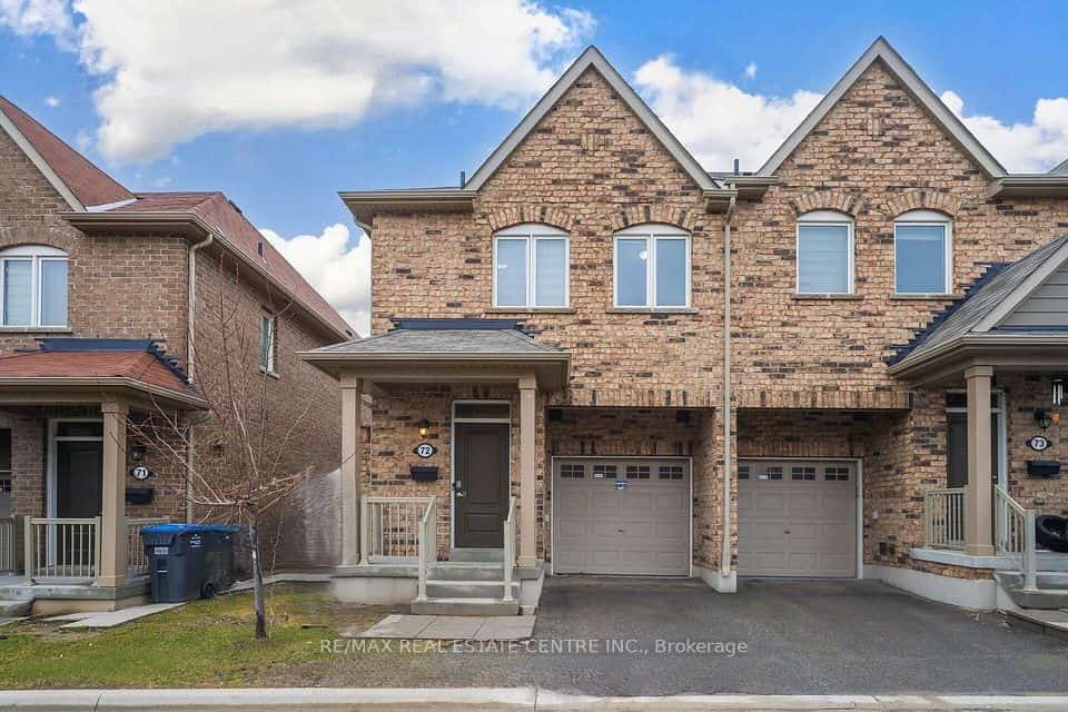 50 Edinburgh Drive #72, Brampton, ON L6Y 1N9