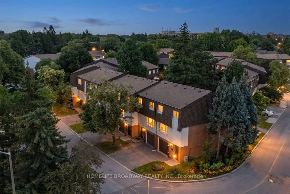 62 Jenny Wrenway, Toronto, ON M2H 2Y9