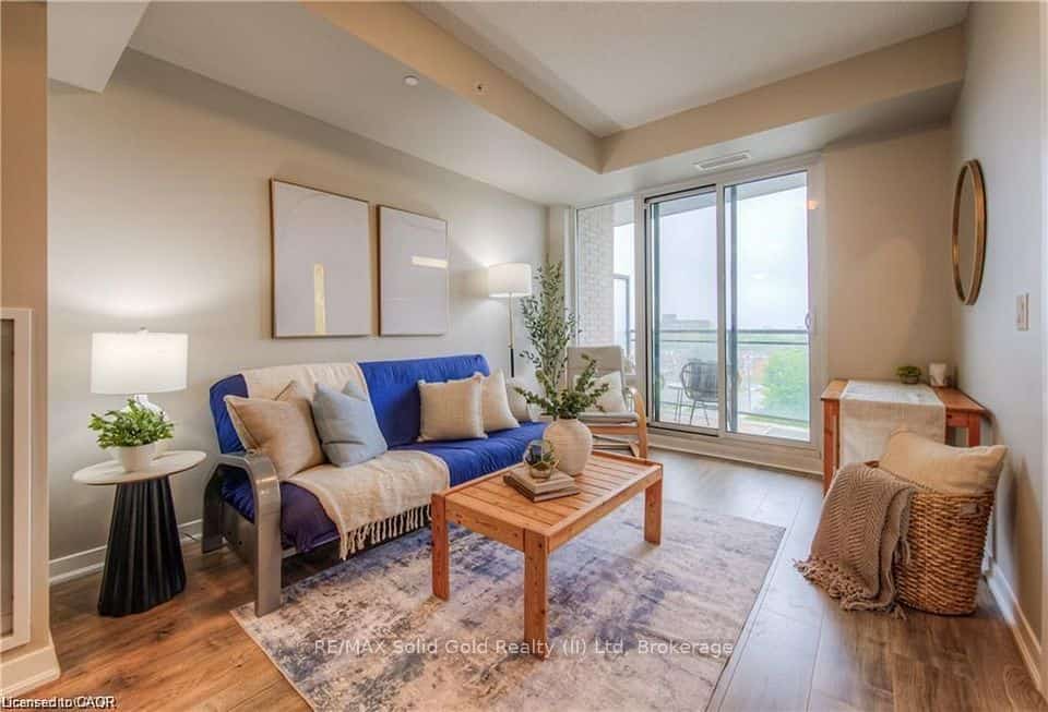 85 Duke Street W #703, Kitchener, ON N2H 4Y7