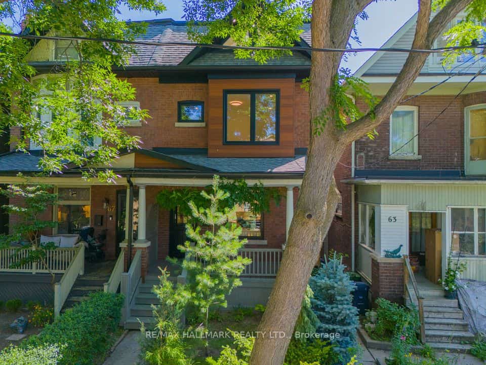 65 Hampton Avenue, Toronto, ON M4K 2Y7