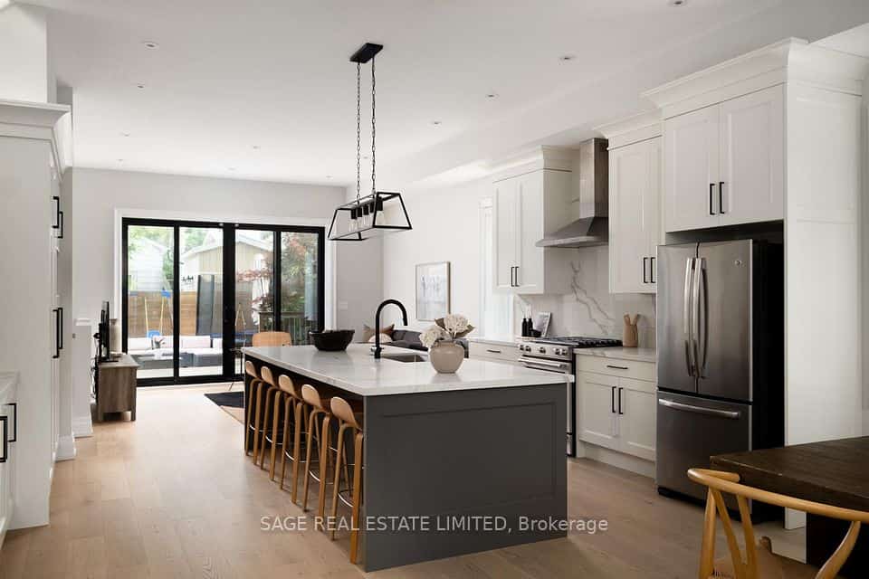 59 Kalmar Avenue, Toronto, ON M1N 3G2