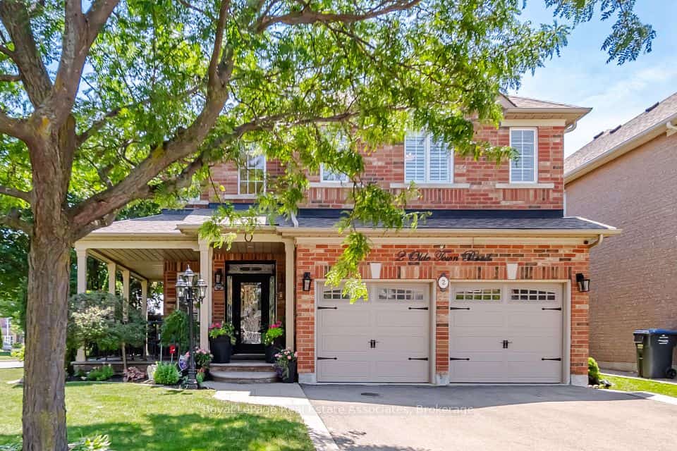 2 Olde Town Road, Brampton, ON L6X 4V3