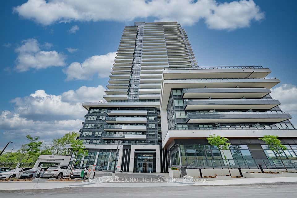 1435 Celebration Drive #2111, Pickering, ON L1W 0C4