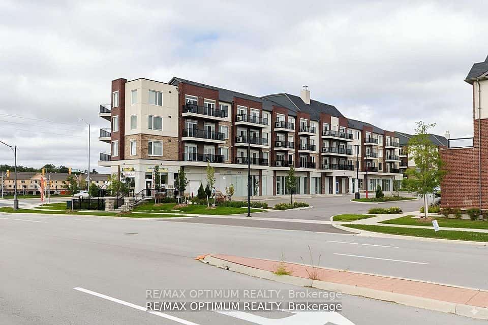50 Sky Harbour Drive #402, Brampton, ON L6Y 6B8