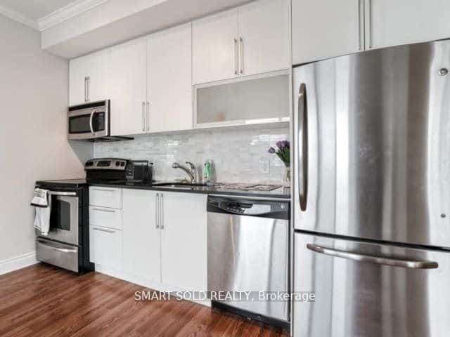 16 Brookers Lane #3508, Toronto, ON M8V 0A5