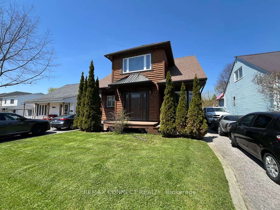 12 Brock Street, Ajax, ON L1S 1T1