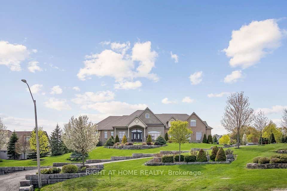 18 Bice Court, Clarington, ON L0B 1J0