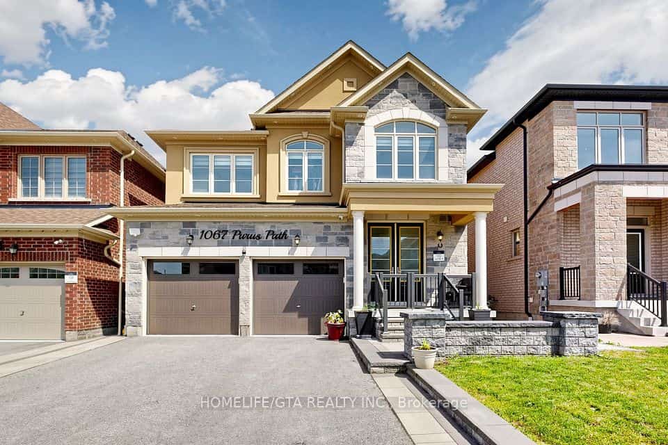 1067 Purus Path, Pickering, ON L1X 0H3