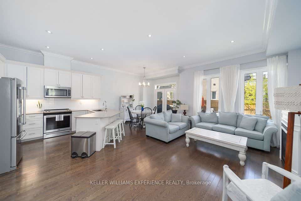 12 Blasi Court, Wasaga Beach, ON L9Z 0H3