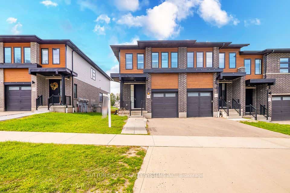 917 Robert Ferrie Drive, Kitchener, ON N2R 0P2