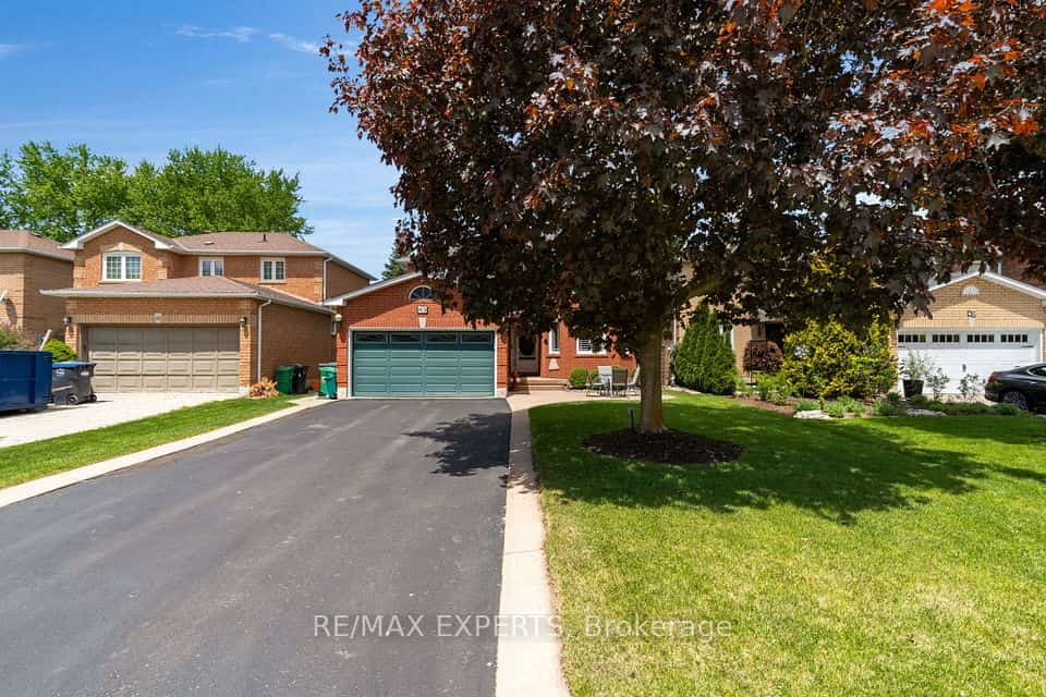 45 Sunkist Valley Road, Caledon, ON L7E 1T1