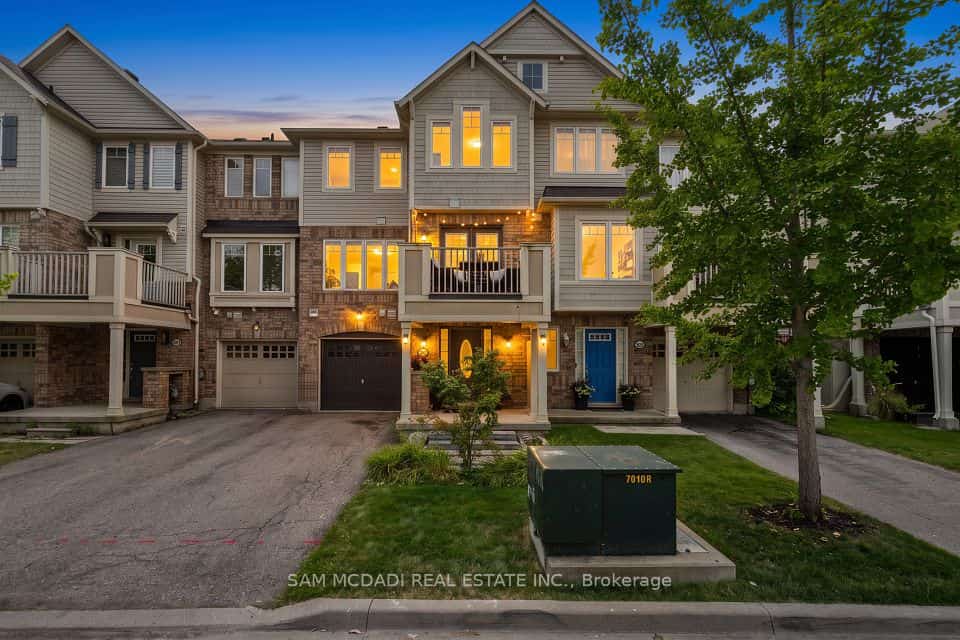 886 Fowles Court, Milton, ON L9T 0Z8