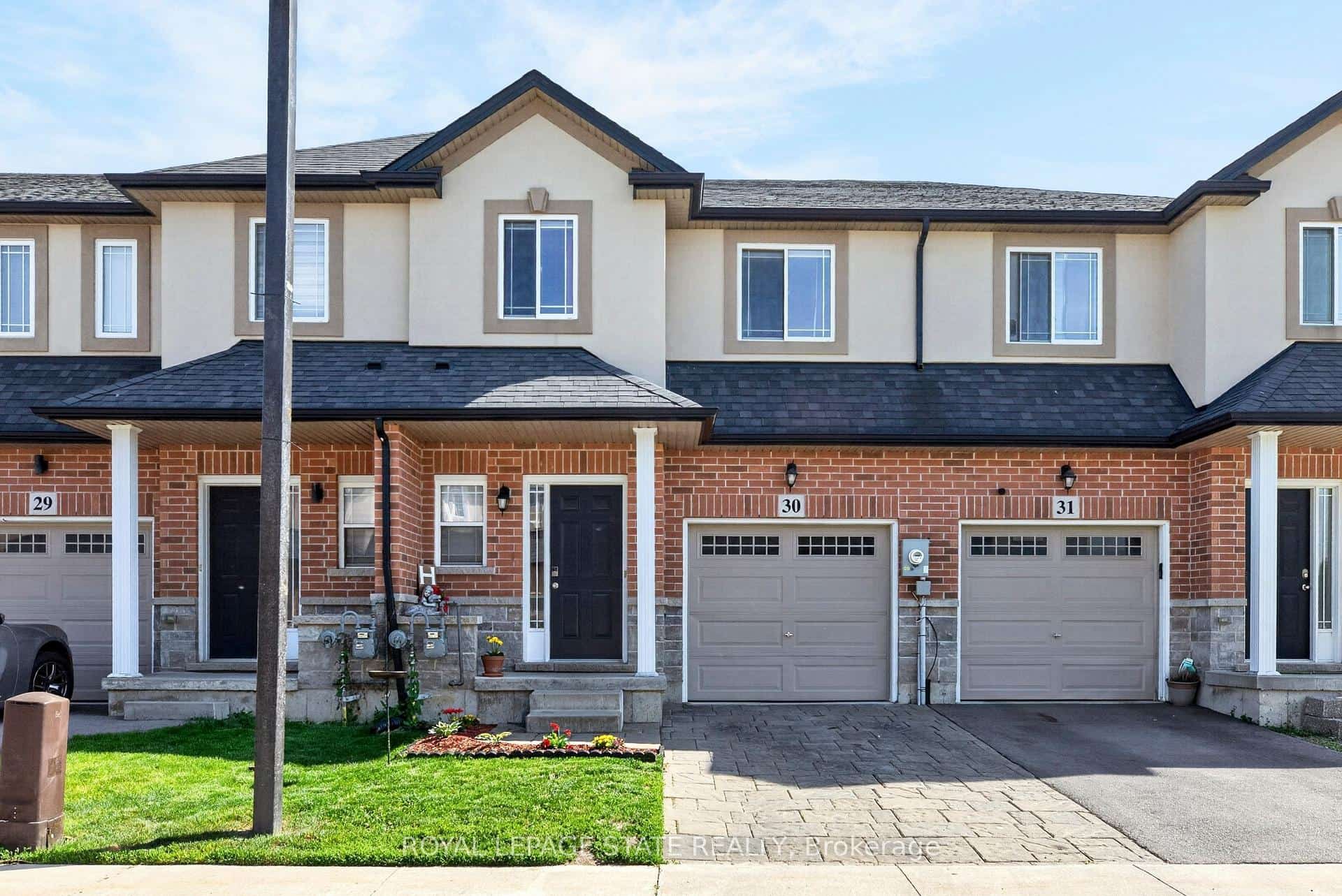 9 Hampton Brook Way, Hamilton, ON L0R 1W0