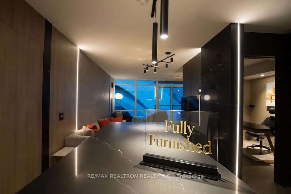 373 Front Street W #2307, Toronto, ON M5V 3R7