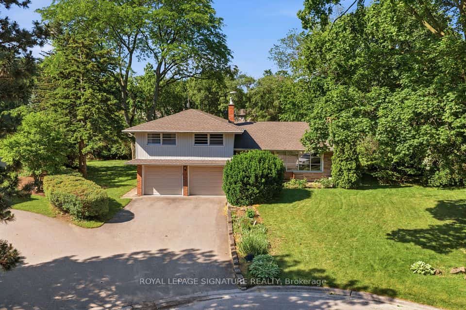 308 South Court S, Burlington, ON L7N 1S7