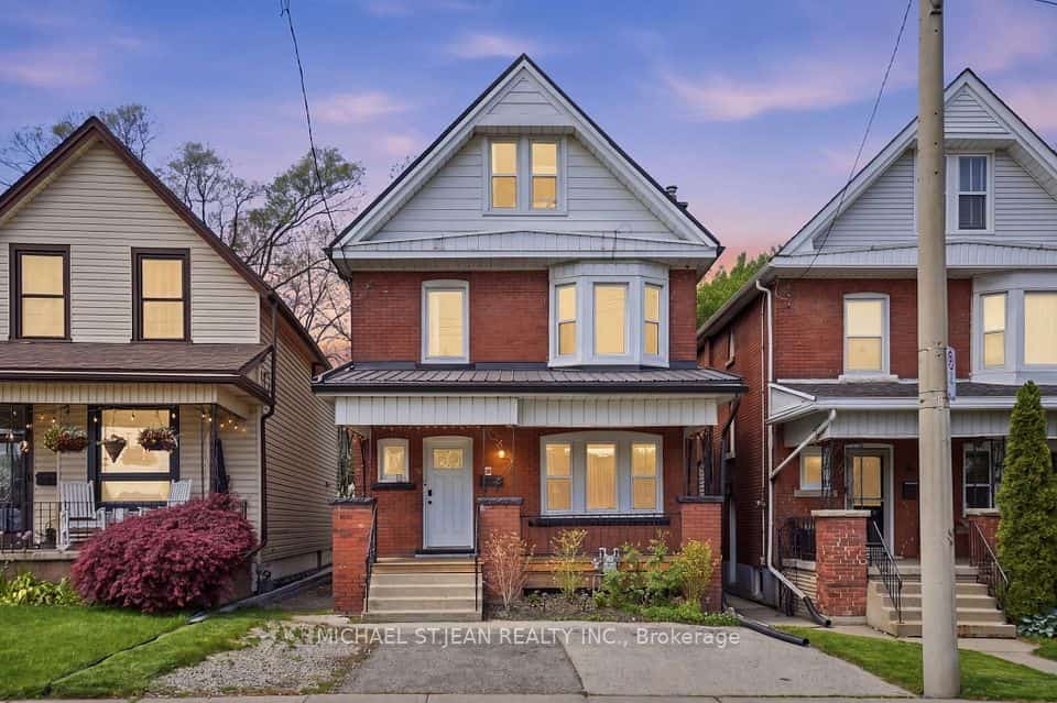 38 Norway Avenue, Hamilton, ON L8M 2V7