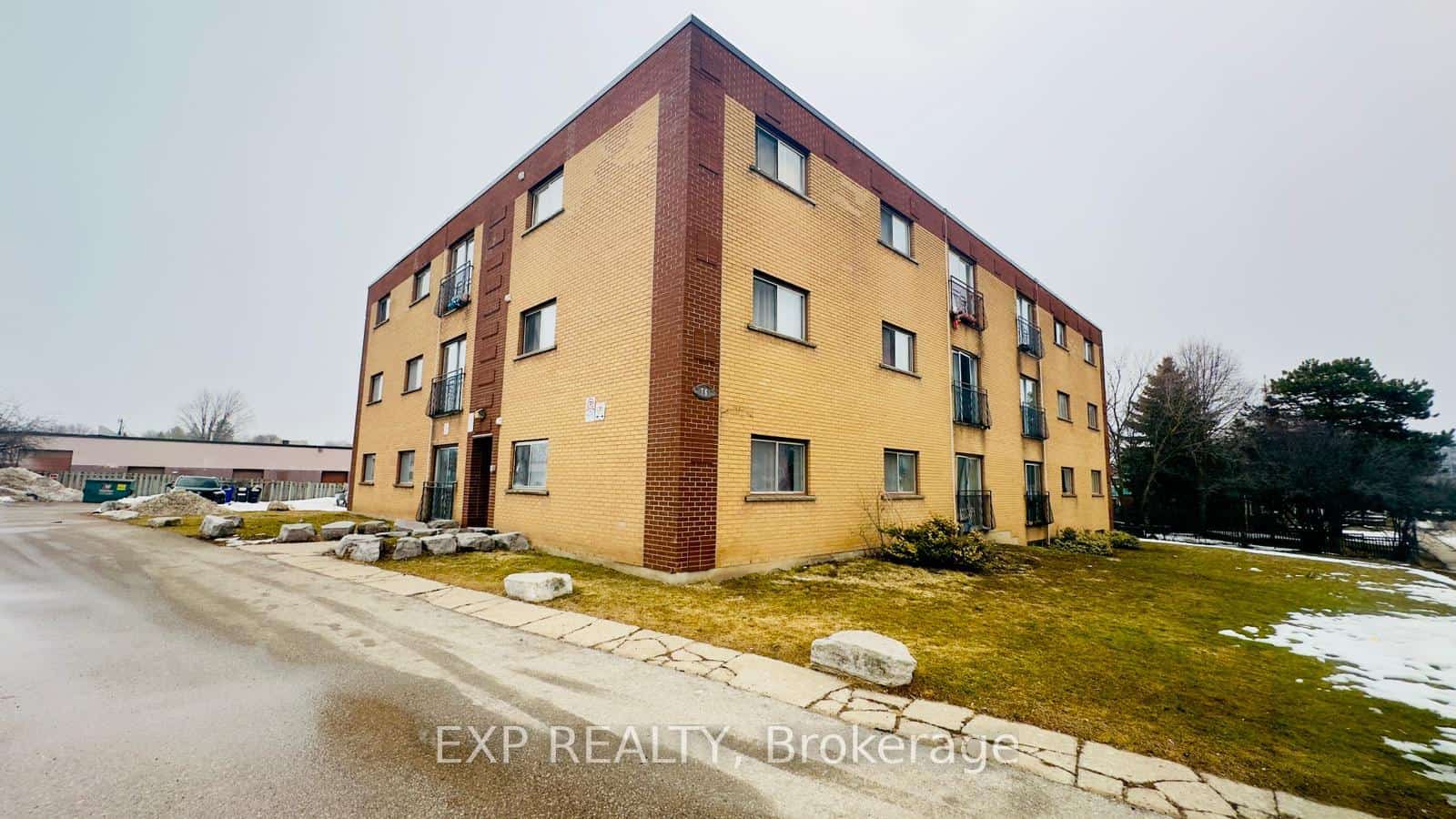 76 Brybeck Crescent #202, Kitchener, ON N2M 2C6