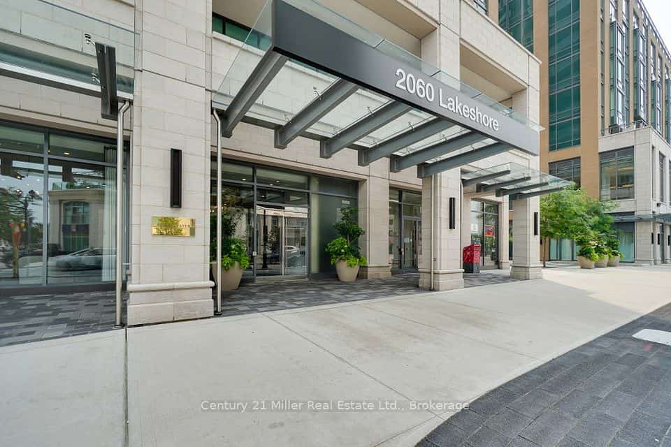 2060 Lakeshore Road #802, Burlington, ON L7R 0G2