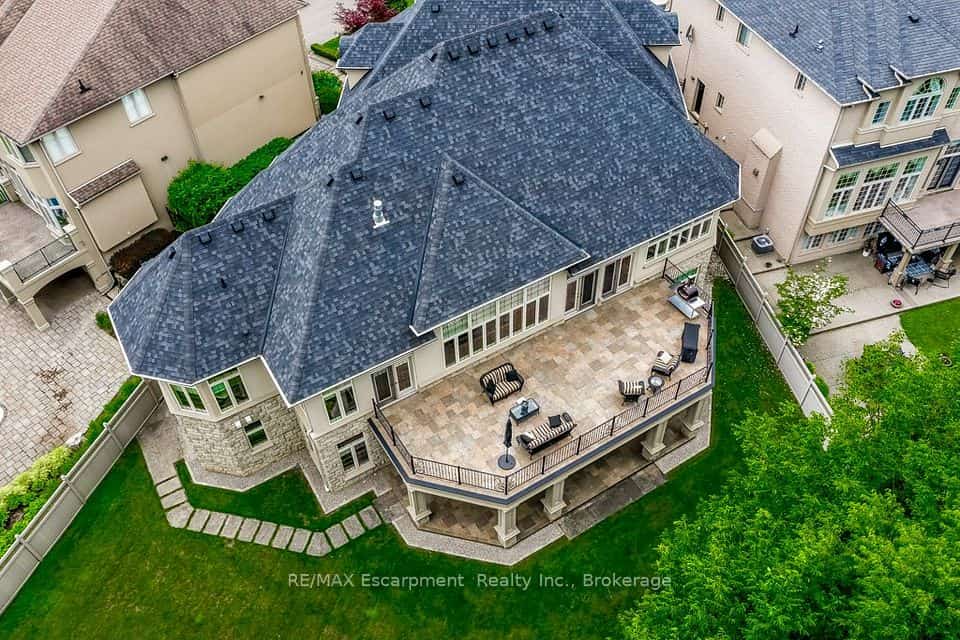 172 Diiorio Circle, Hamilton, ON L9K 1T3