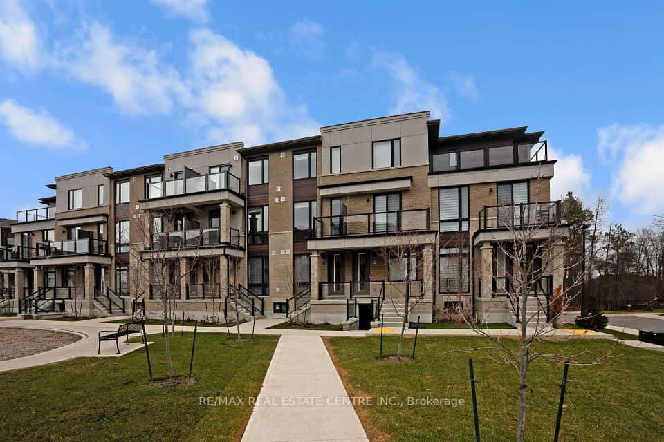 45 Knotsberry Circle #43, Brampton, ON L6Y 6G1