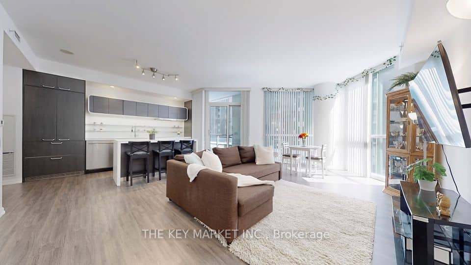 45 Charles Street E, Toronto