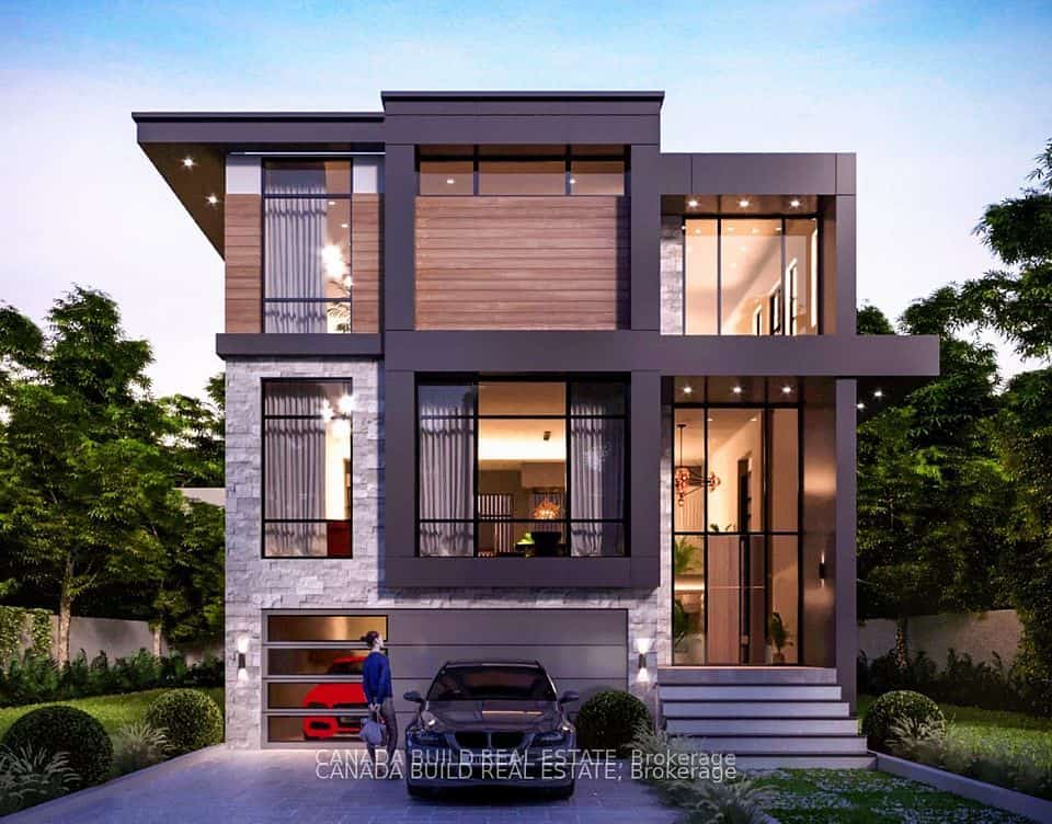 42 Senlac Road, Toronto, ON M2N 2K7