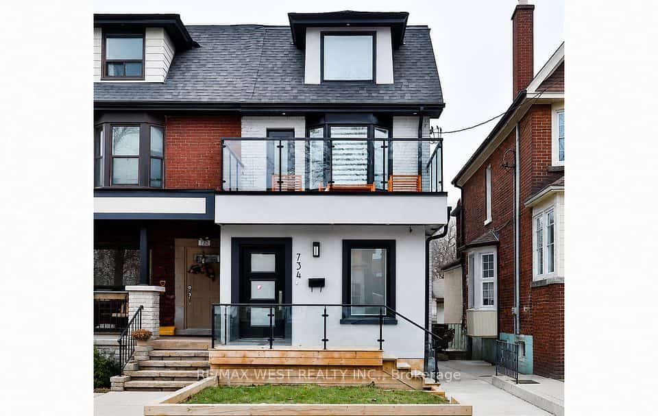 734 Shaw Street, Toronto, ON M6G 3L7