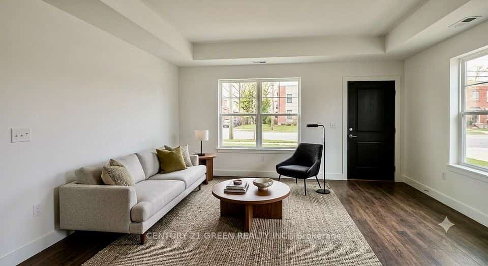 9560 Islington Avenue #L115, Vaughan, ON L4H 4Z5