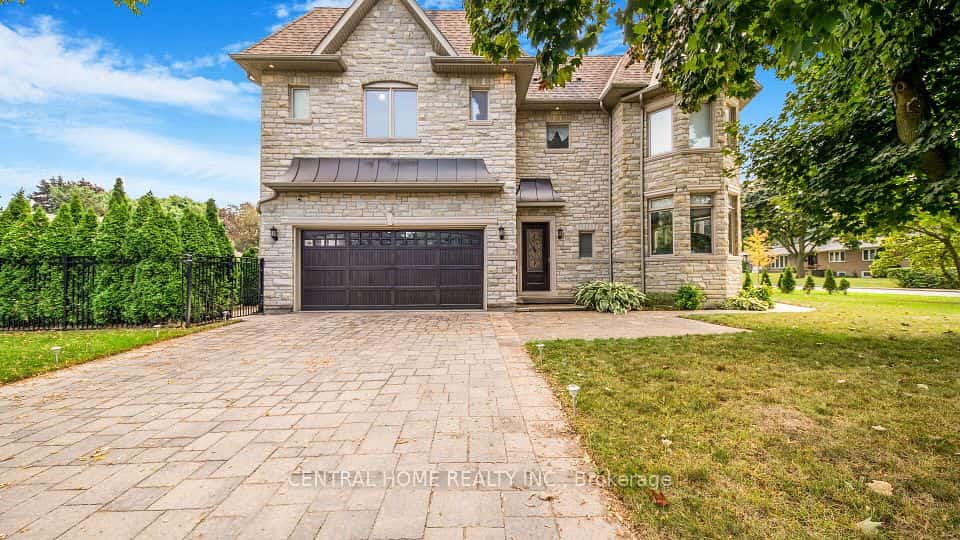 1 Tally Lane, Toronto, ON M2K 1V3
