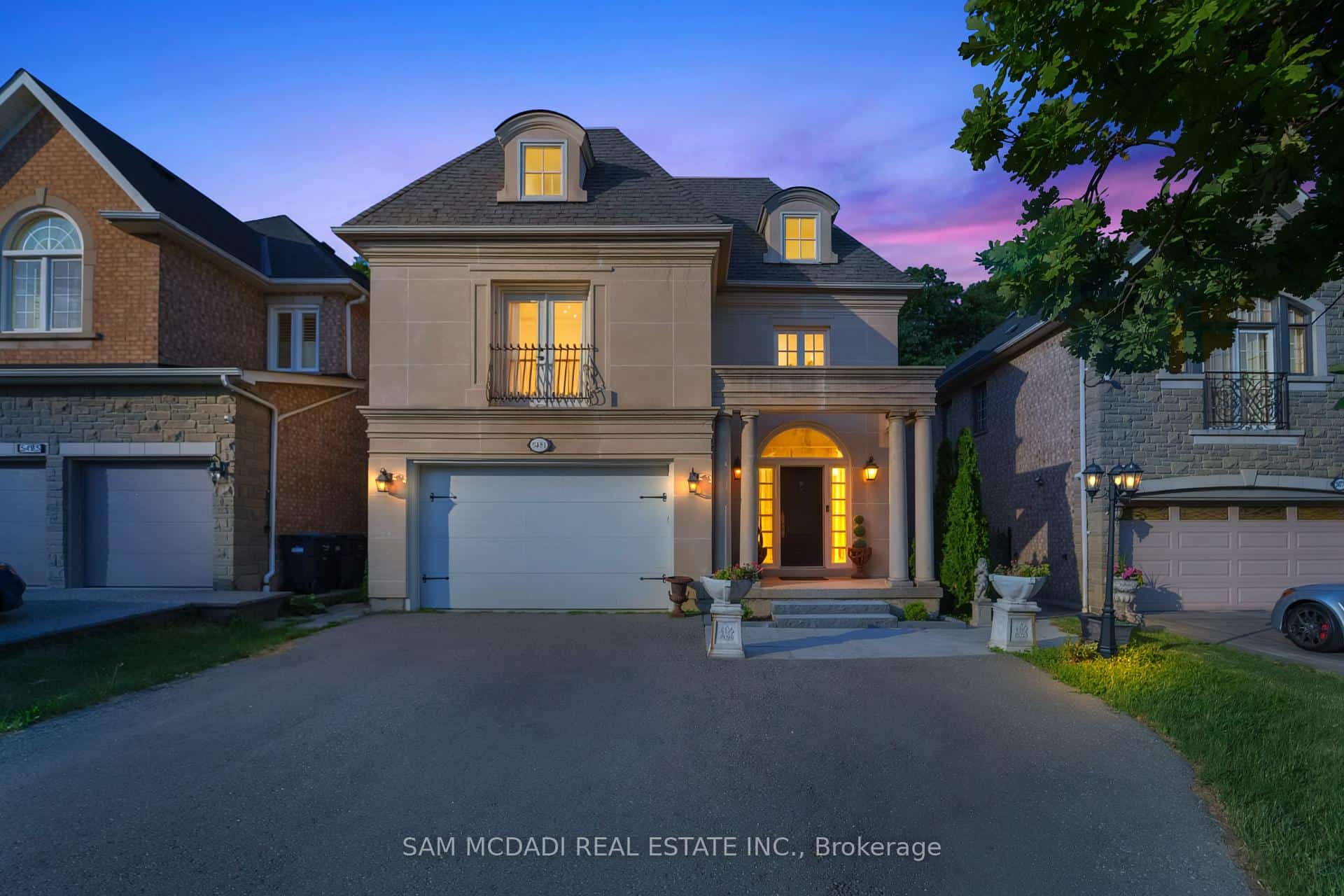 5481 Middleport Crescent, Mississauga, ON L4Z 3V2