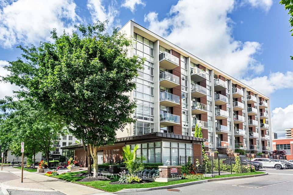 70 Port Street E #405, Mississauga, ON L5G 4V8