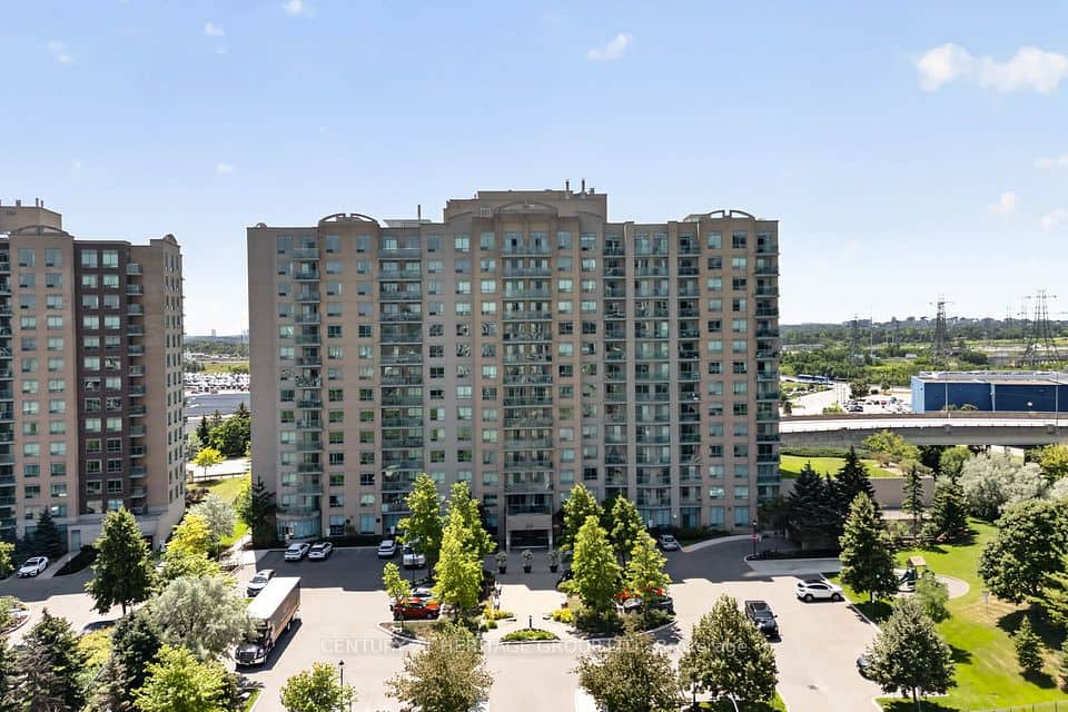 39 Oneida Crescent, Richmond Hill