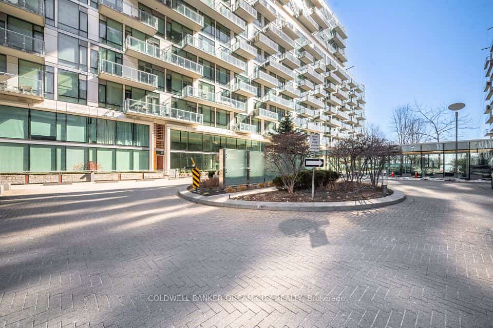 39 Queens Quay E #837, Toronto, ON M5E 0A4