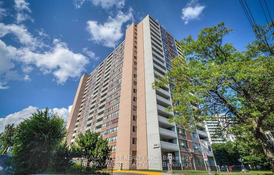 3380 Eglinton Avenue E, Toronto