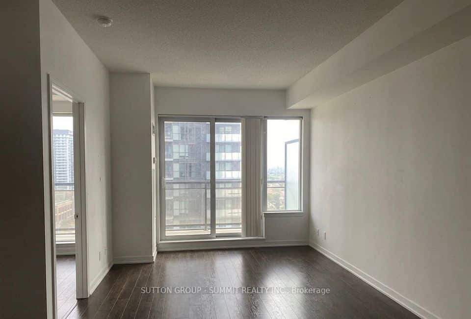 385 Prince OF Wales Avenue, Mississauga