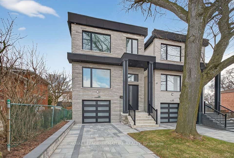 29 Butterworth Avenue, Toronto, ON M1L 1H2