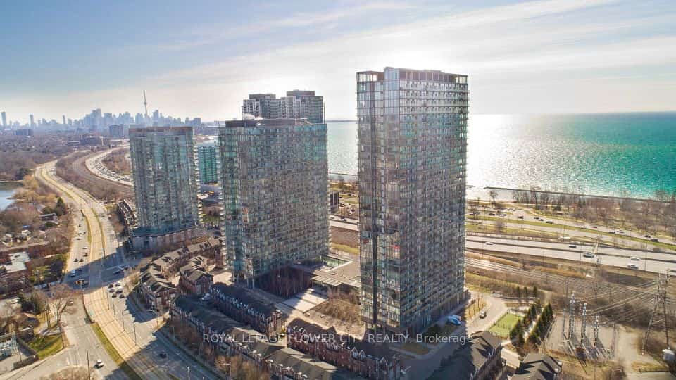 105 The Queensway Avenue #415, Toronto, ON M6S 5B5