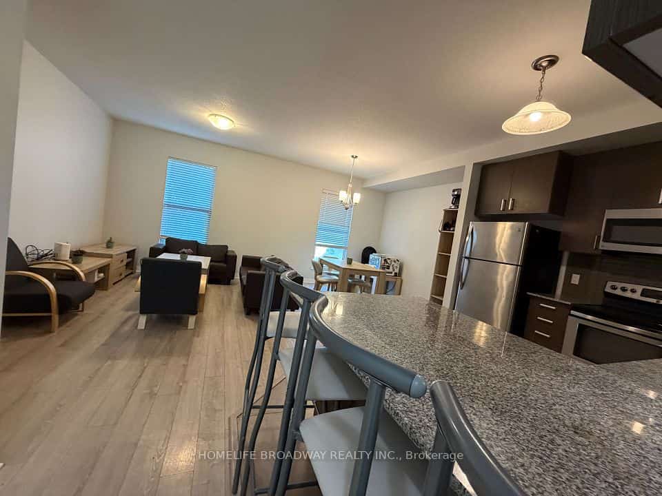 62 Balsam Street #T106, Waterloo, ON N2L 3H2