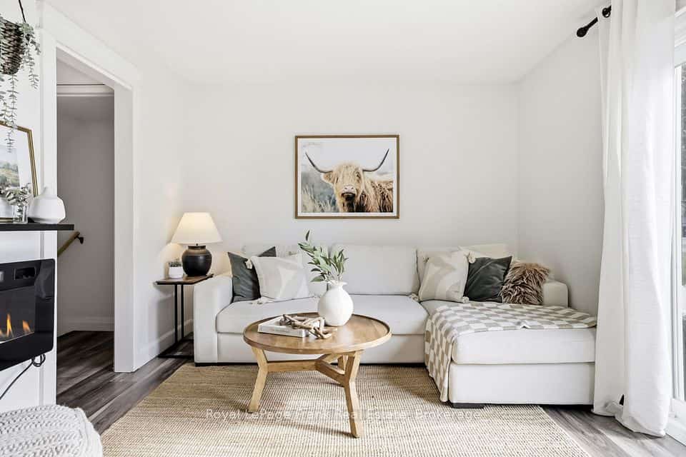 400 Westwood Drive #A3, Cobourg, ON K9A 2B6