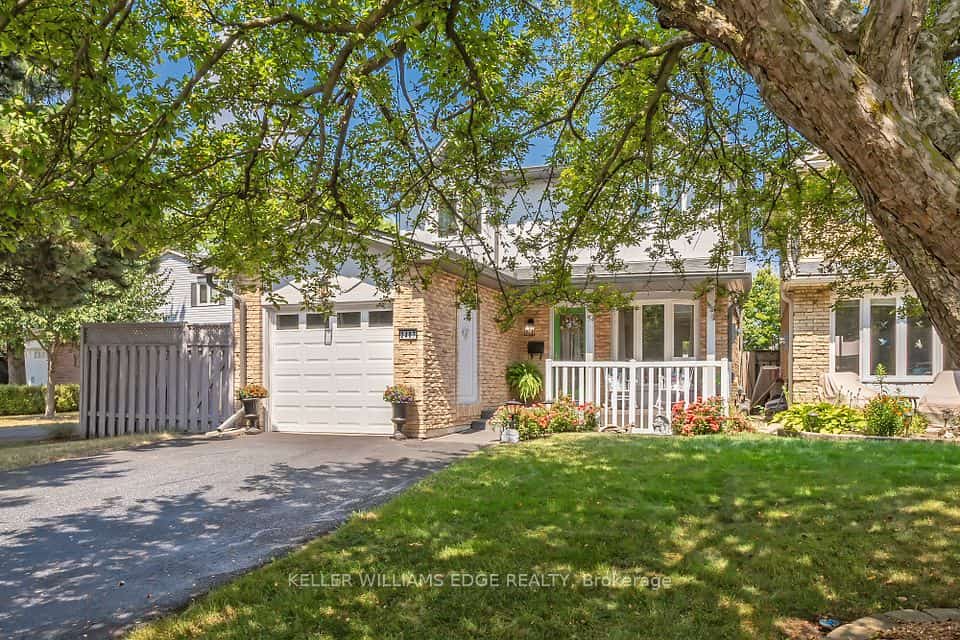 2407 Hemlock Court, Burlington, ON L7M 1X7