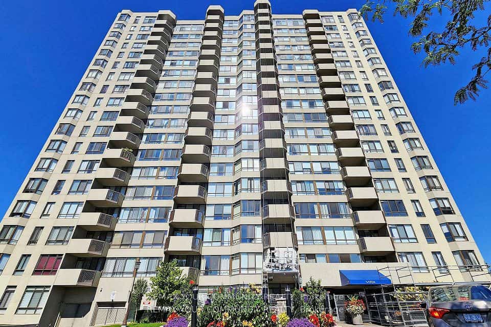 275 Bamburgh Circle #910, Toronto, ON M1W 3X4