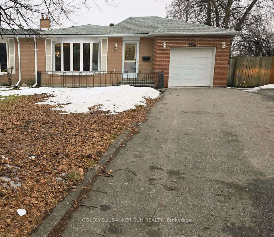23 Brookdale Crescent, Brampton, ON L6T 1M8