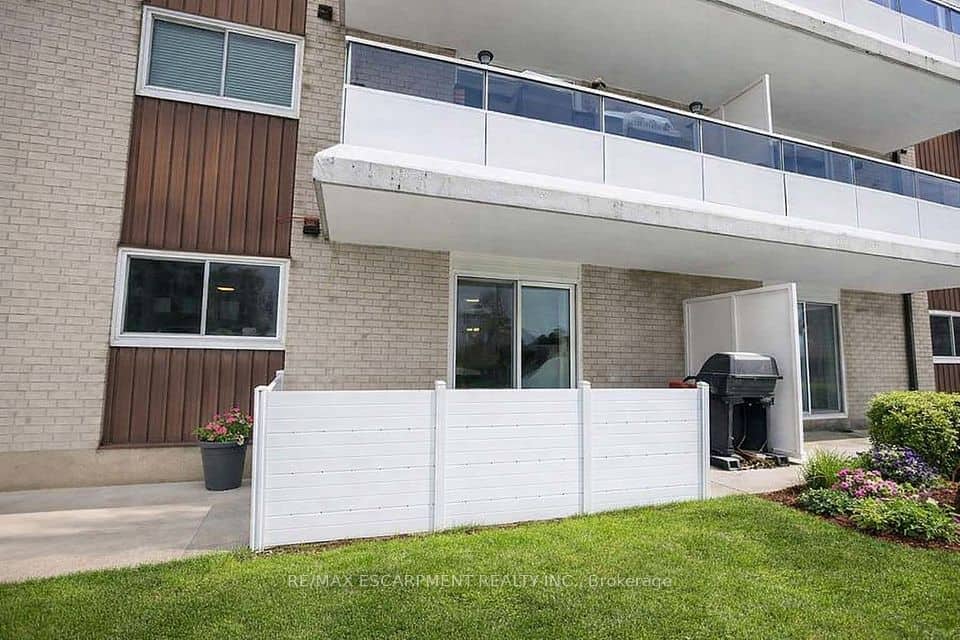 71 Vanier Drive, Kitchener, Kitchener