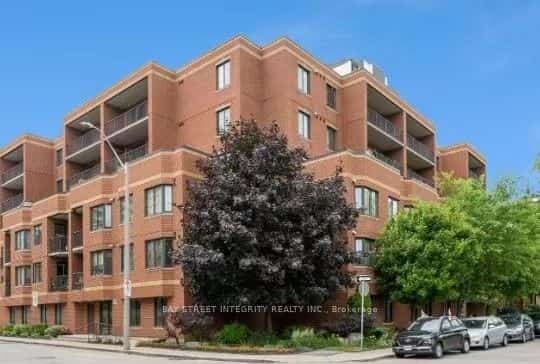47 Caroline Street N #402, Hamilton, ON L8R 2R6