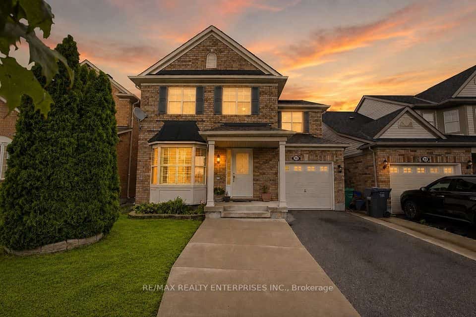 35 Bonavista Drive, Brampton, ON L6X 0N2