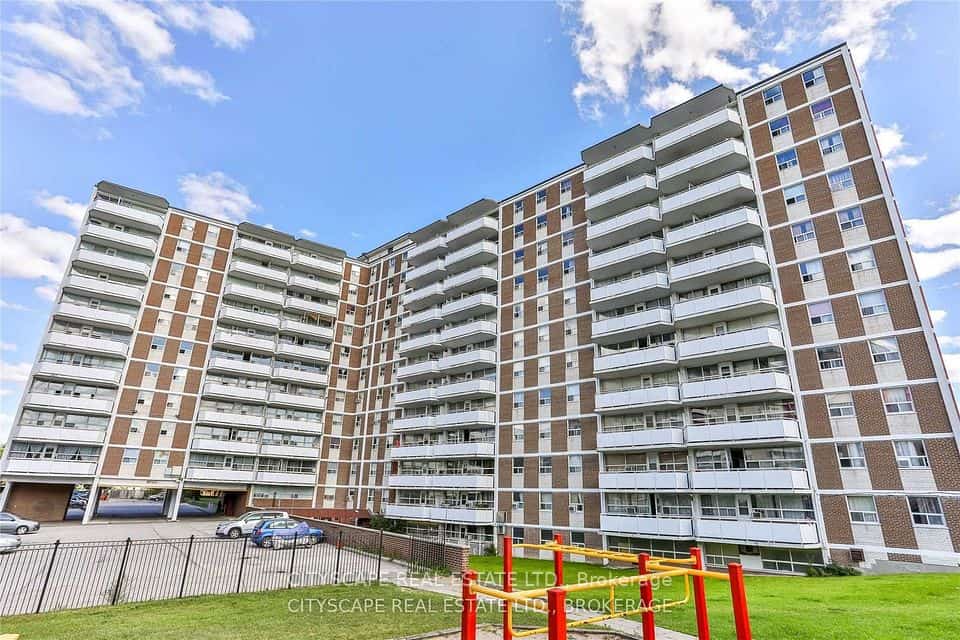 100 Rowena Drive #603, Toronto, ON M3A 1P9