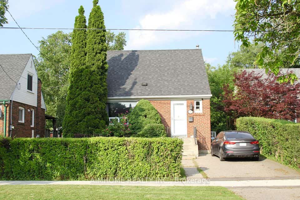 31 Camilla Crescent, Toronto, ON M1L 1Y9
