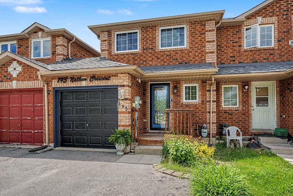193 Nathan Crescent, Barrie, ON L4N 0S4