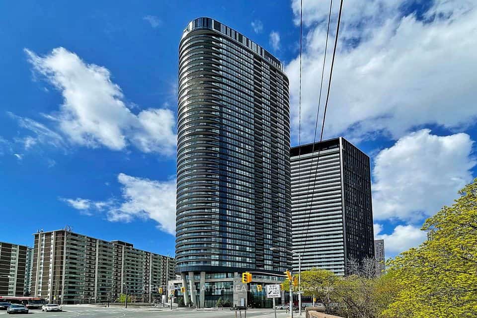 585 Bloor Street E #420, Toronto, ON M4W 0B3